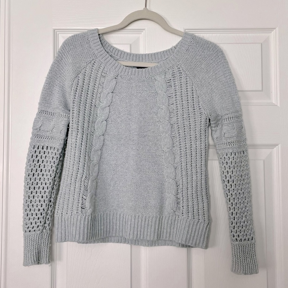 American Eagle knit sweater in light blue